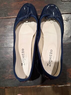 Repetto Navy Patent Leather Ballet Flats with Bow Trim